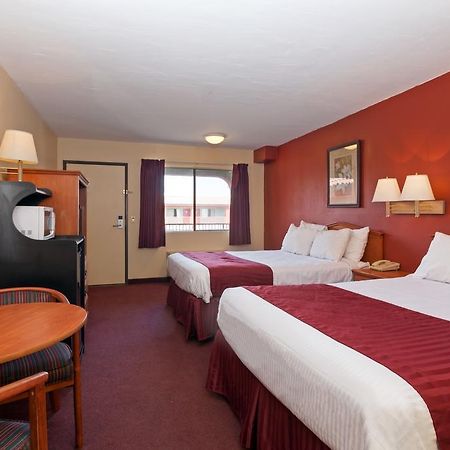 America'S Best Value Inn & Suites Bakersfield Central Εξωτερικό φωτογραφία